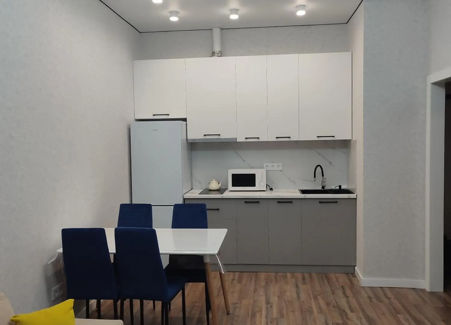 Guldala Блок 22 Apartment Almaty